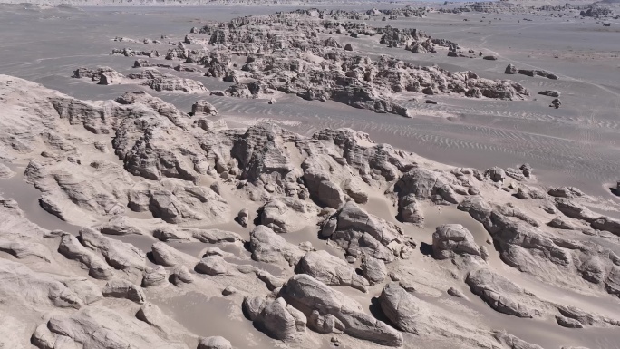 戈壁荒漠新疆大海道魔鬼城雅丹地貌