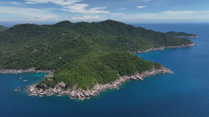 泰国龟岛热带岛屿海岸线自然风光航拍