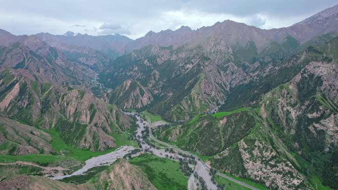 独库公路天山路段0043