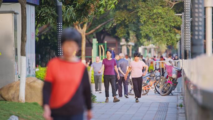 公园散步 跑步 人文 巷口 县城生活
