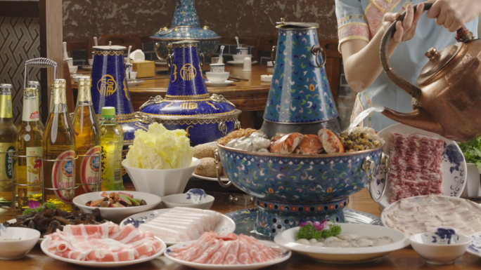 满族火锅 酸菜火锅 酸菜锅 东北火锅