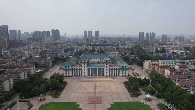安徽滁州人民广场大剧院航拍