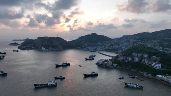 台州温岭石塘海岸线渔船日出日落大坝