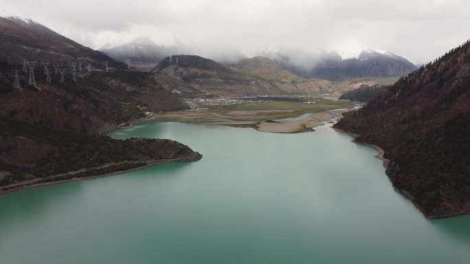 高空俯拍然乌湖