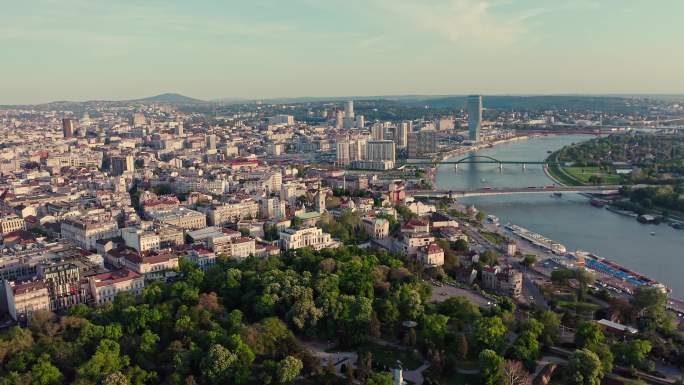 贝尔格莱德，塞尔维亚首都城市景观与萨瓦河