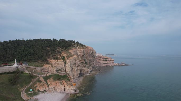 大海海浪沙滩礁石实航拍