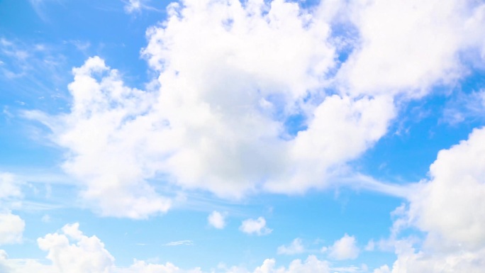 飞机飞过蓝天白云-延时摄影