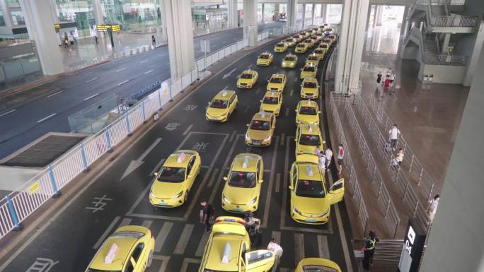 4K实拍重庆机场出租车景点
