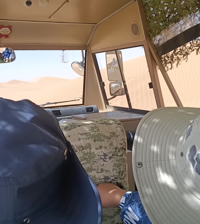 宁夏中卫地标腾格里沙漠沙坡头沙漠区旅游