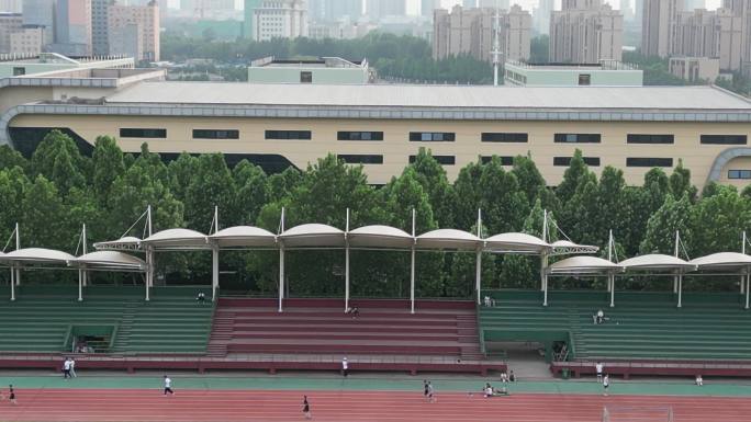 郑州经贸学院