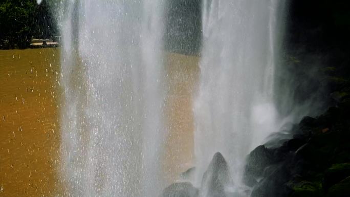 万州大瀑布实拍视频