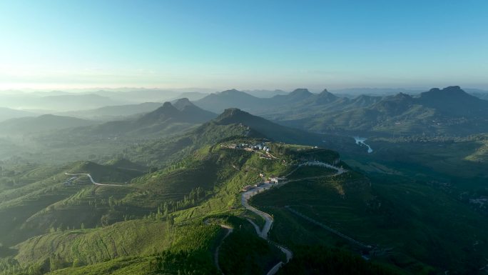 航拍临沂市蒙阴县岱崮地貌景区风景