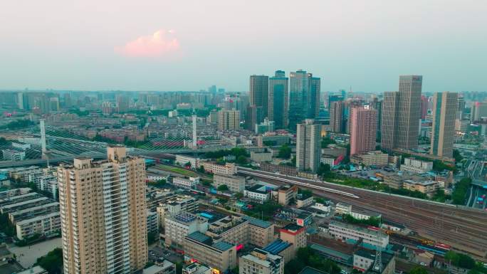 郑州京广铁路高铁运行