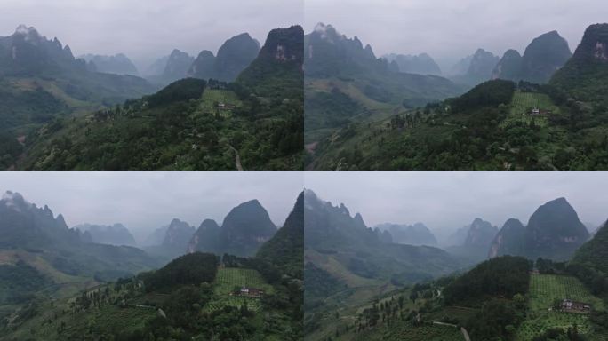 桂林阳朔兴坪古镇云雾缭绕的水墨画山峰