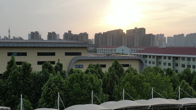 郑州经贸学院