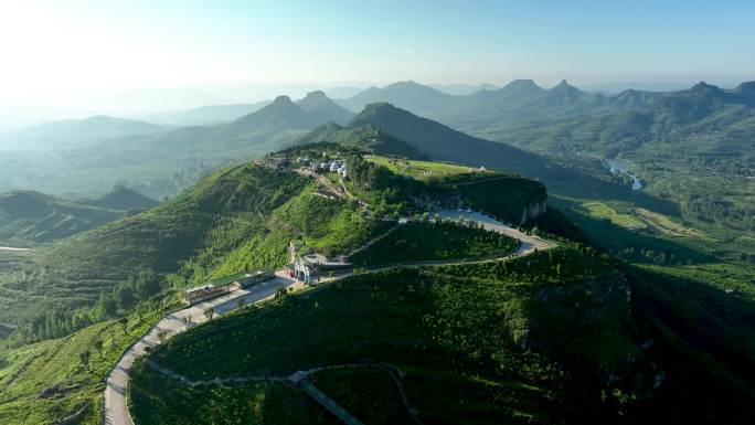 航拍临沂市蒙阴县岱崮地貌景区风景