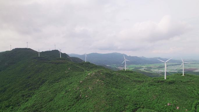 广东江门台山横岗顶风车山航拍风光