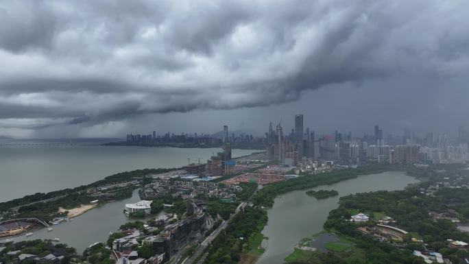 深圳南山区极端暴雨天气航拍