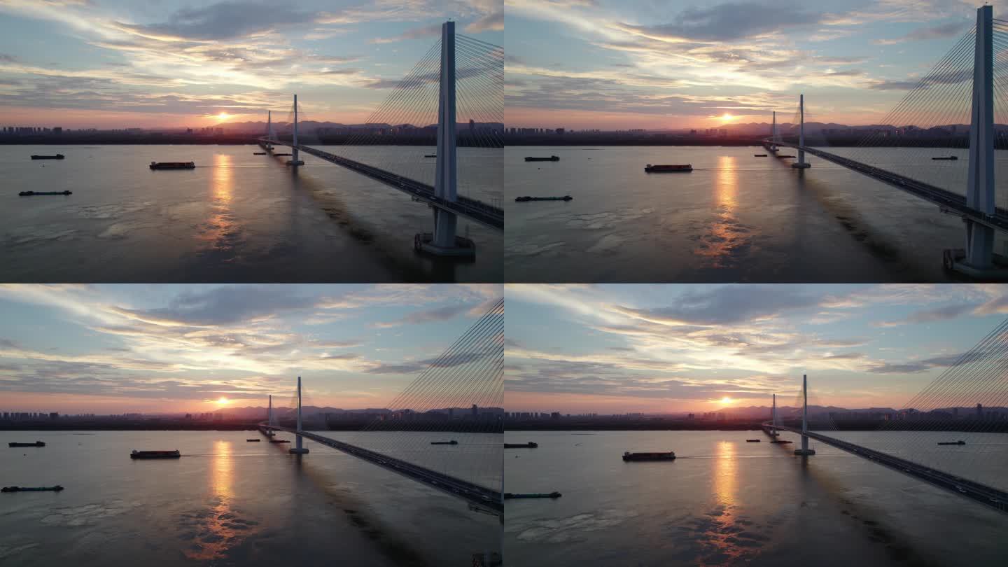 航拍夕阳下的南京江心洲大桥