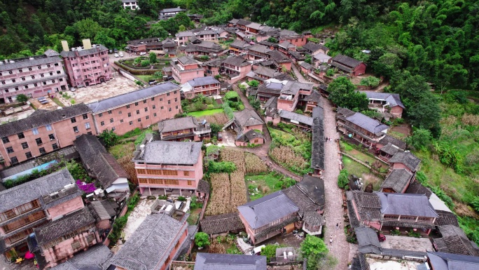 航拍云南普洱茶山村庄