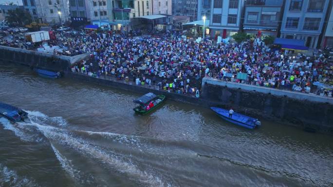 4k湛江江洪天光鱼市渔港码头卸鱼海鲜分拣