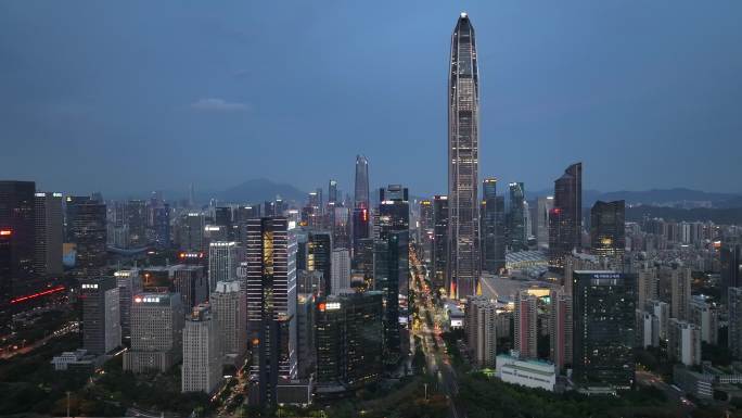 深圳福田区CBD建筑群夜景航拍