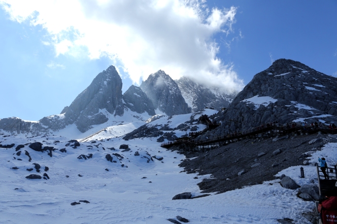 玉龙雪山