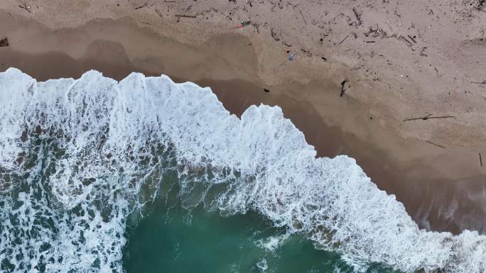 层层叠叠的海浪