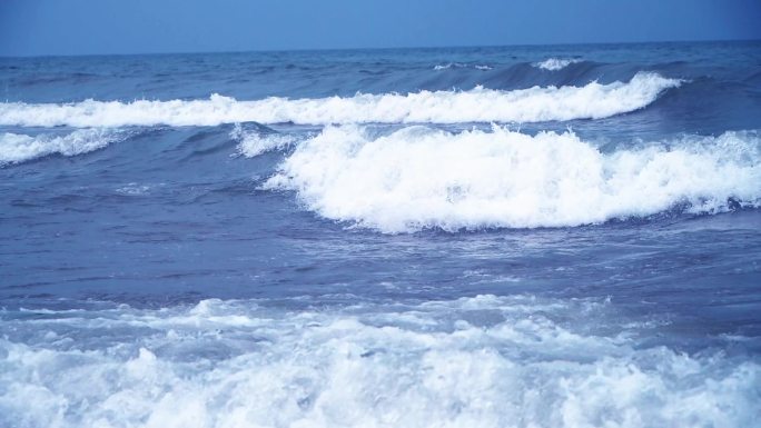 海浪特写慢动作浪花