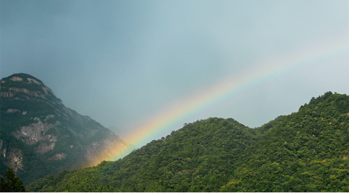 4k 彩虹 大别山彩虹 雨中彩虹