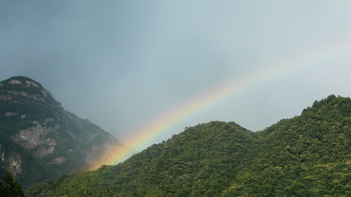 4k 彩虹 大别山彩虹 雨中彩虹