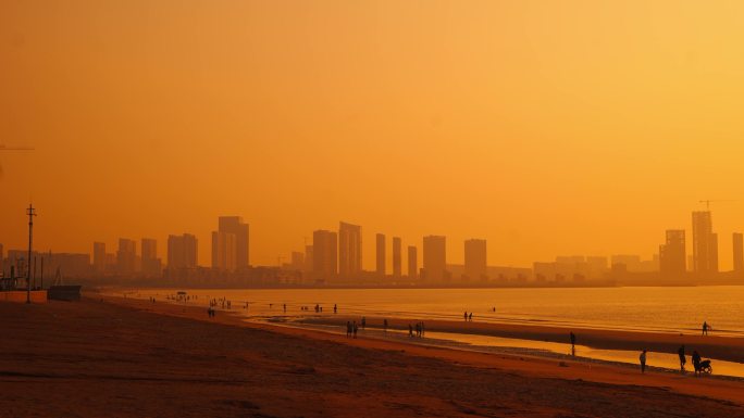 青岛海岸日出 日出时的海滩 海边早晨