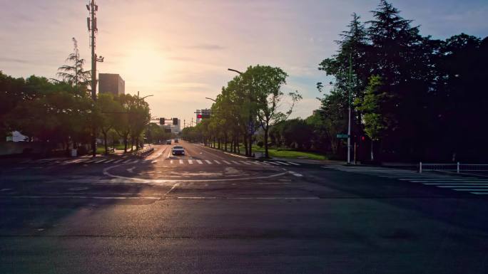 清晨日出城市无人的街景