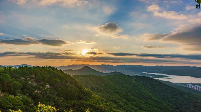 清晨 山川 水库 河流 日出