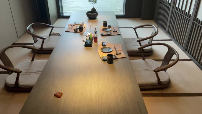 日本料理店包厢装修装饰餐具实拍原素材