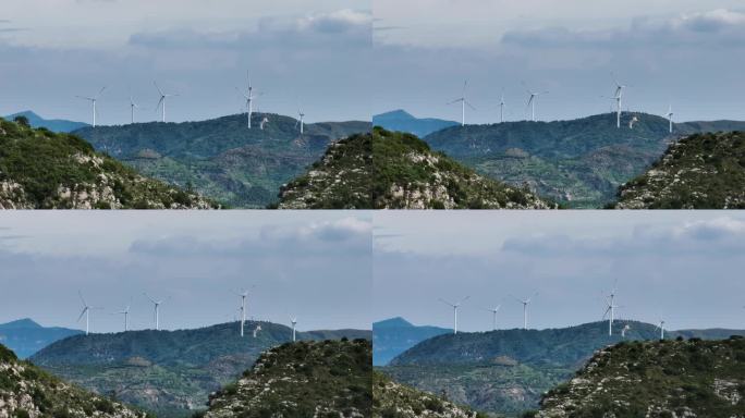 航拍山里的风电风车