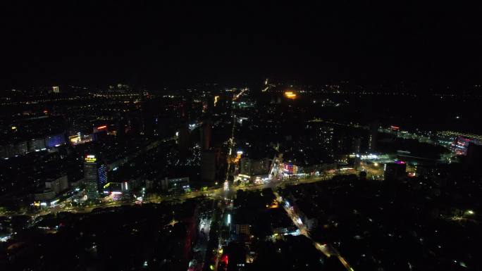 江苏连云港夜景步行街人流航拍