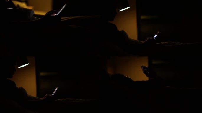 (4k原创)床上看手机坐在床上看手机