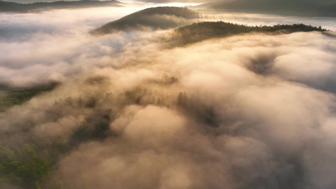 航拍黎明山川云雾朝阳