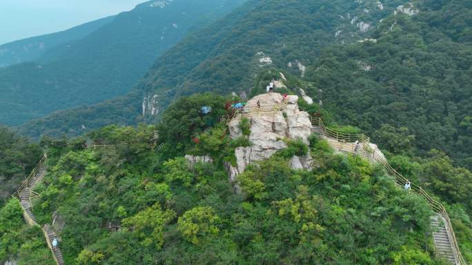 少林寺二祖庵钵盂峰顶凤凰台1