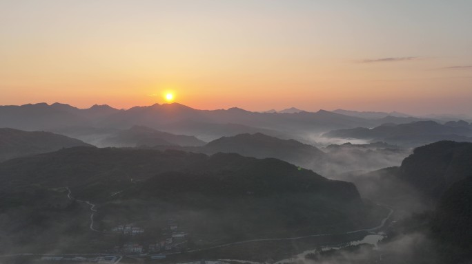 贵州茂兰日出日落夕阳朝阳航拍山脉山峰4K