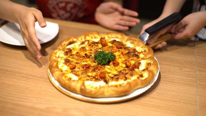 必胜客 披萨 pizza 啤酒 皮萨