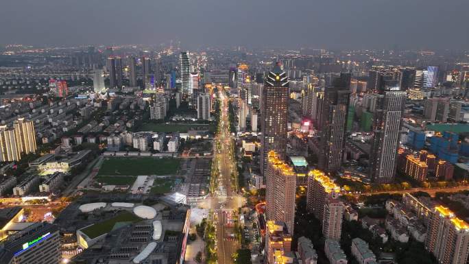 4K苏州狮山路夜景航拍