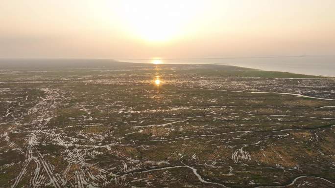 杭州湾余姚市钱塘江东海入口滩涂地理面貌