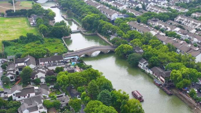 江苏苏州市姑苏区寒山寺风景风光航拍江南水