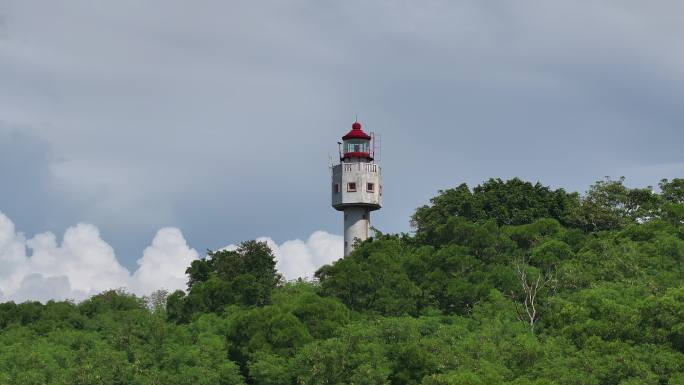 涠洲岛鳄鱼山灯塔