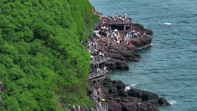 涠洲岛鳄鱼山栈道