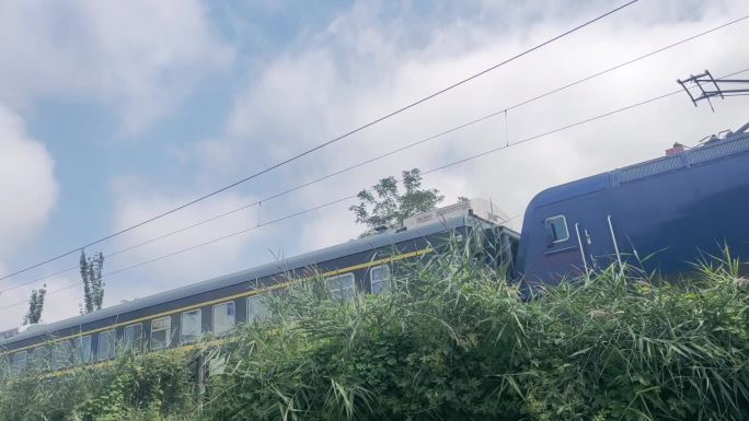 绿皮火车 铁路 绿皮列车 普快列车