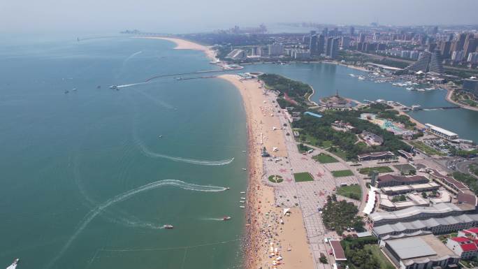 大海海浪沙滩风景日照万平口海滨风景区航拍