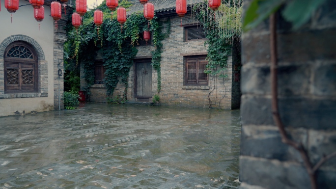 老宅古建筑四合院大院木门油灯红灯笼窗户
